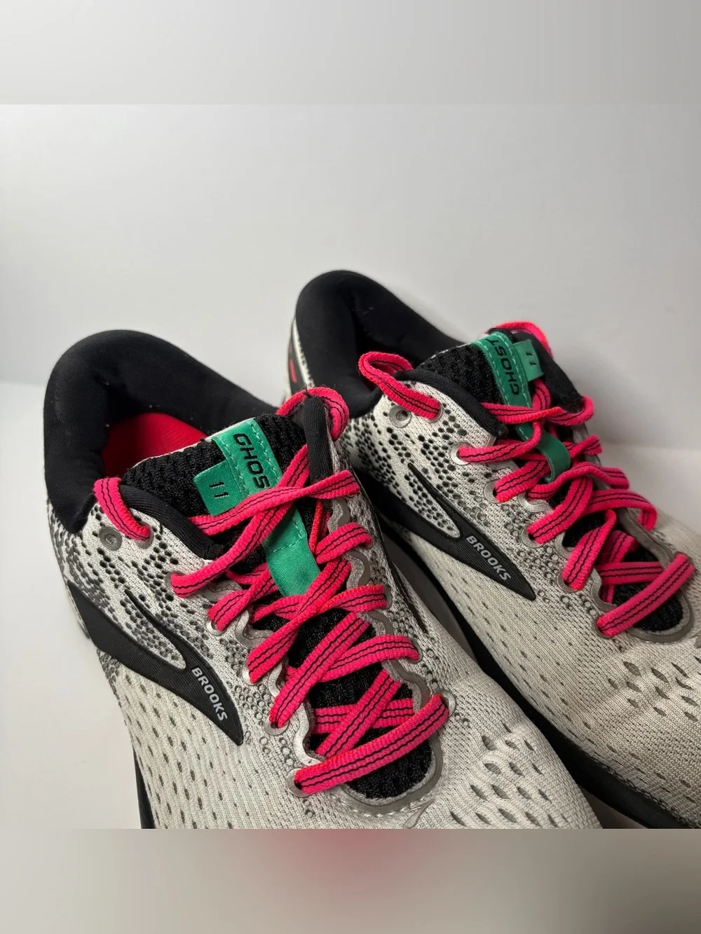 Brooks Ghost 11 Women's Running Shoes Pink White Black 8